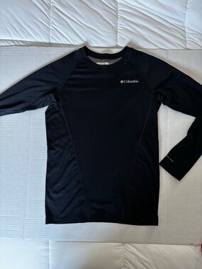 Columbia Youth Omni-Heat crew base layer size large or 14-16